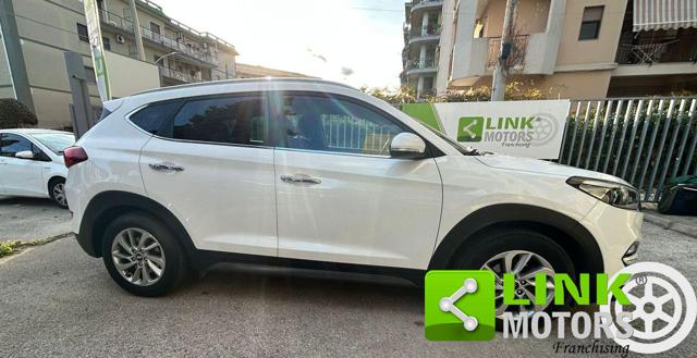 HYUNDAI Tucson usata, con Autoradio