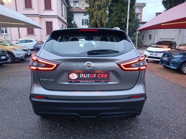 NISSAN Qashqai usata, con Autoradio