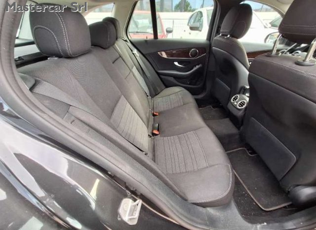 MERCEDES-BENZ C 200 usata, con Sedile posteriore sdoppiato