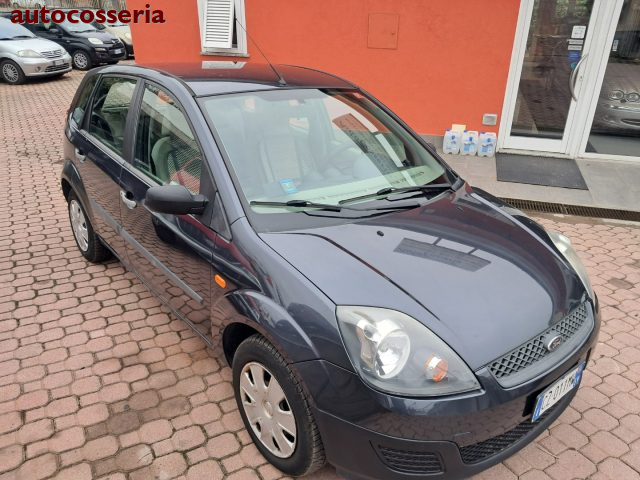 FORD Fiesta usata, con ABS