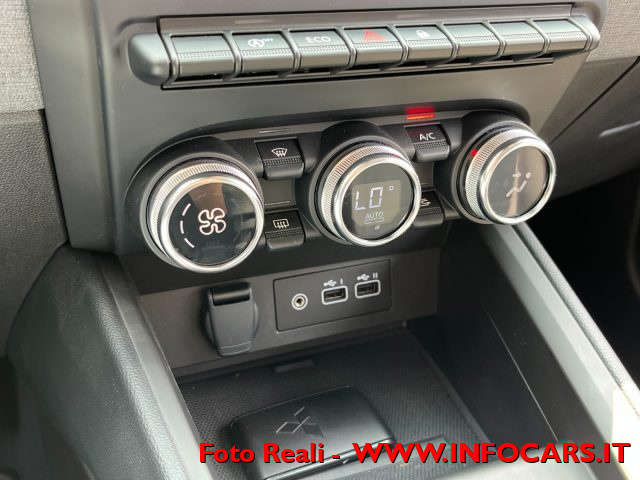 MITSUBISHI Colt usata, con Fari LED