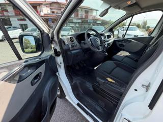RENAULT Trafic usata 15