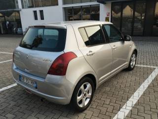 SUZUKI Swift usata, con Autoradio