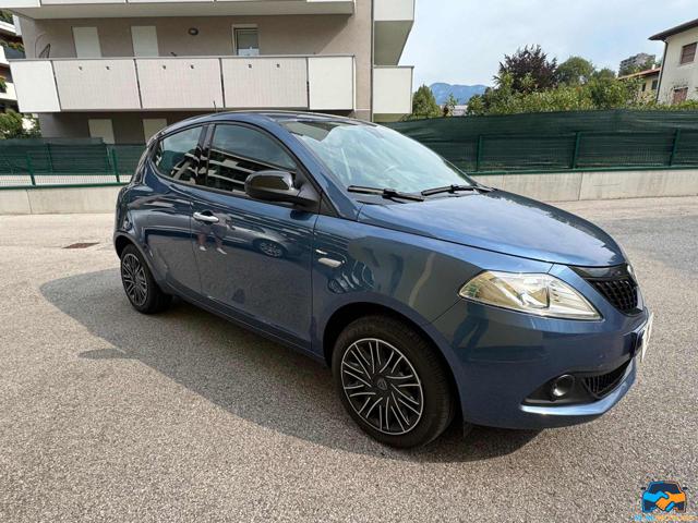 LANCIA Ypsilon usata, con ESP