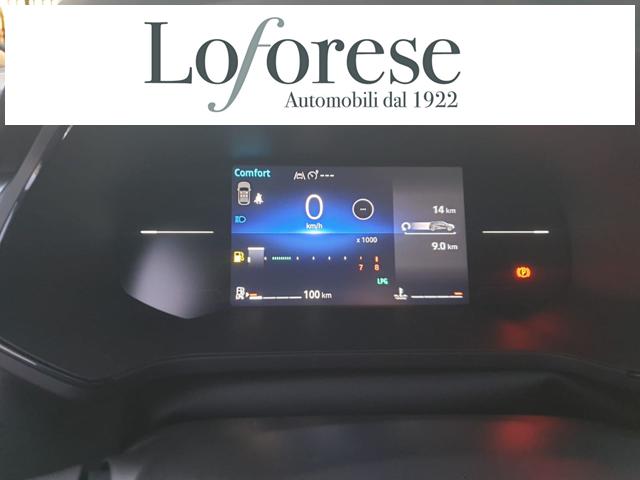 RENAULT Captur usata, con Park Distance Control