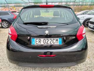 PEUGEOT 208 usata, con Alzacristalli elettrici