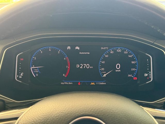 VOLKSWAGEN T-Roc usata, con Autoradio digitale