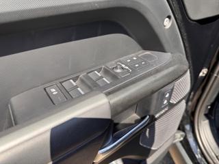 LAND ROVER Defender usata, con Fendinebbia