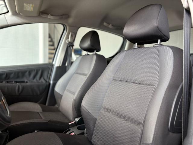 PEUGEOT 207 usata, con Airbag testa