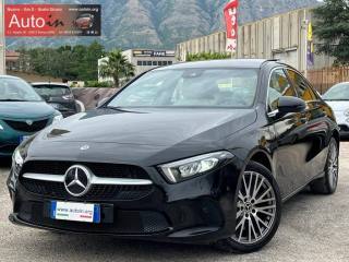 MERCEDES-BENZ A 250 e Plug-in hybrid Automatica 4p. Sport