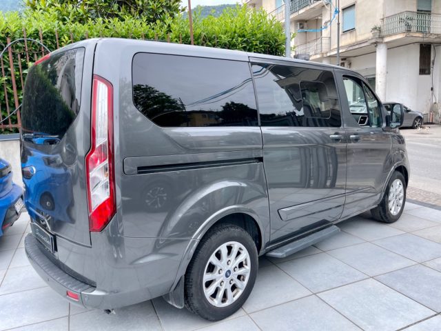 FORD Tourneo Custom usata, con Alzacristalli elettrici