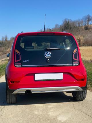 VOLKSWAGEN up! usata, con Bluetooth