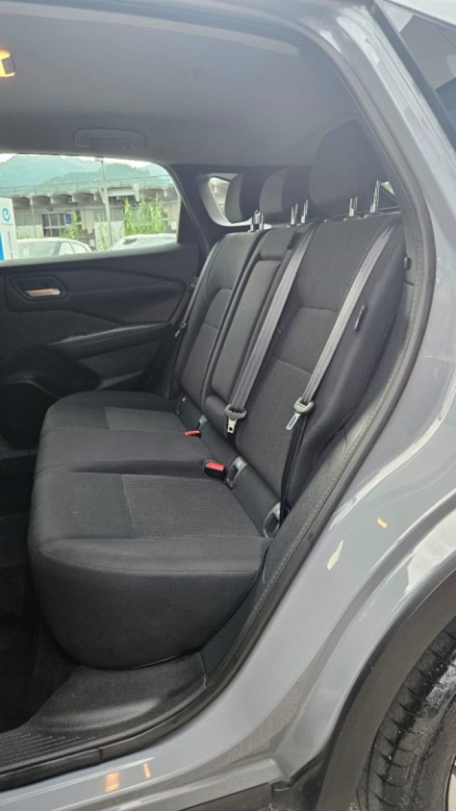 NISSAN Qashqai usata, con Controllo elettronico della corsia