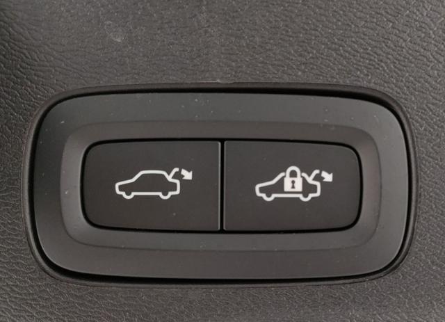 VOLVO XC60 usata, con Vivavoce