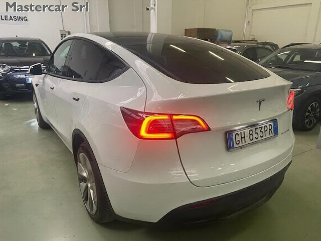 TESLA Model Y usata 2