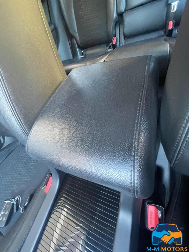 LAND ROVER Discovery Sport usata, con Gancio traino