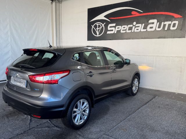 NISSAN Qashqai usata, con Autoradio