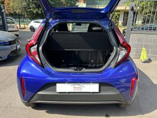 TOYOTA Aygo X usata, con Luci diurne