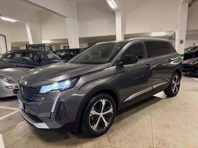 PEUGEOT 5008 usata, con Airbag