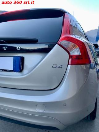 VOLVO V60 usata, con Autoradio