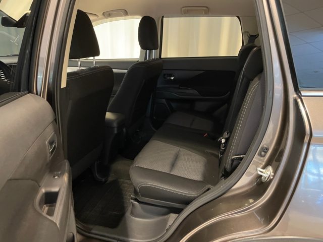 MITSUBISHI Outlander usata, con Alzacristalli elettrici