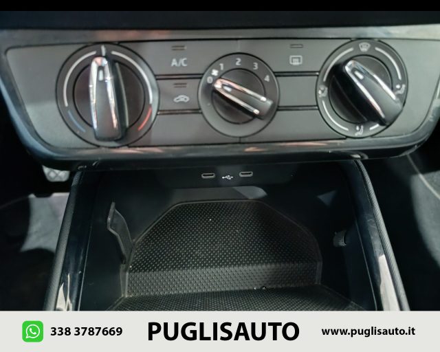 SKODA Fabia usata, con Bluetooth
