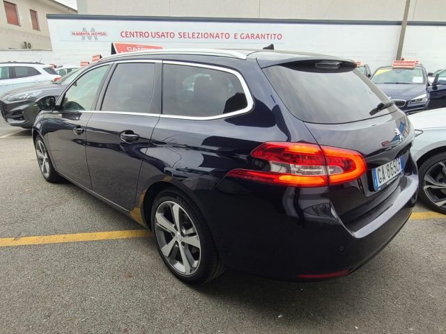 PEUGEOT 308 usata, con Airbag Passeggero