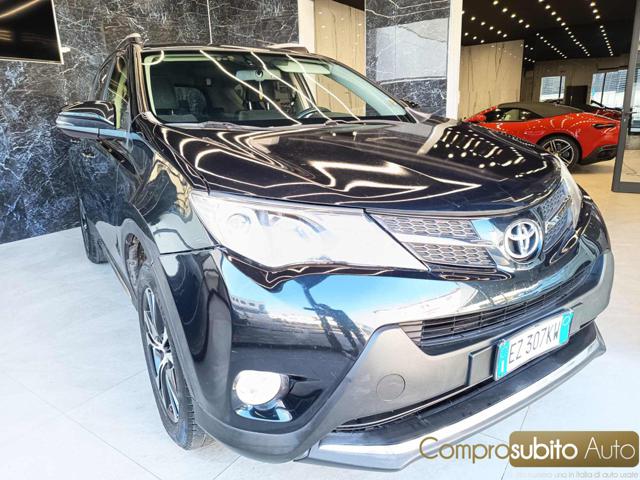 TOYOTA RAV 4 MY23 usata, con Airbag laterali