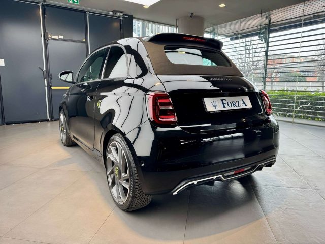 ABARTH 500C usata, con Sistema di navigazione