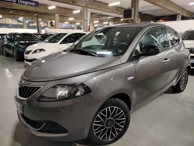LANCIA Ypsilon usata, con ABS