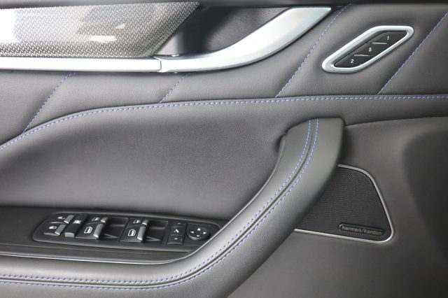 MASERATI Levante usata 16