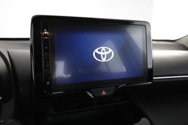 TOYOTA Yaris Cross usata 13