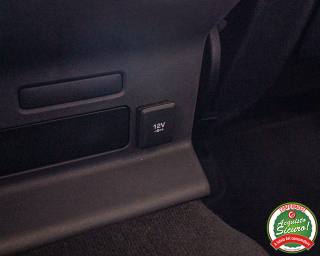 LAND ROVER Range Rover Velar usata, con Luci diurne LED