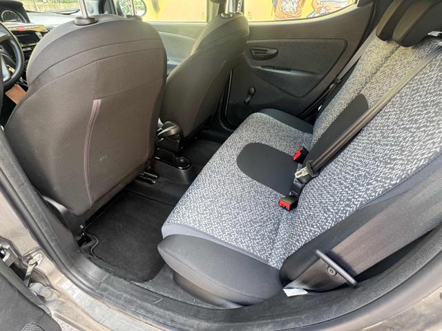 LANCIA Ypsilon usata, con Sedile posteriore sdoppiato