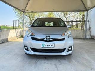 TOYOTA Verso-S usata, con Airbag