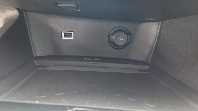 PEUGEOT 3008 usata, con Volante multifunzione