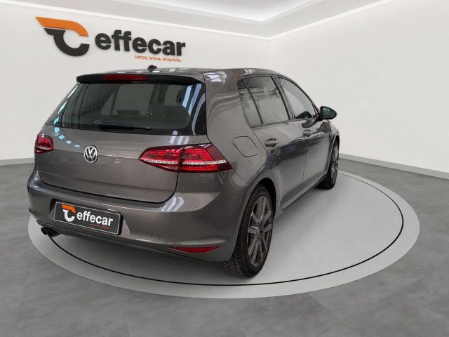 VOLKSWAGEN Golf usata, con Autoradio