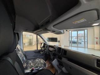 VOLKSWAGEN Crafter usata 21