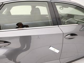 LEXUS NX 300h usata, con MP3