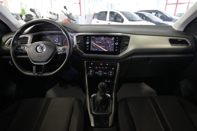 VOLKSWAGEN T-Roc usata, con Controllo automatico clima