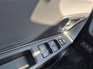 TOYOTA Yaris usata, con Park Distance Control