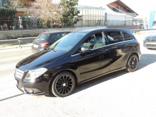 MERCEDES-BENZ B 180 usata, con Controllo trazione