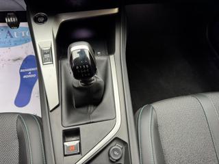 PEUGEOT 308 usata, con Controllo automatico clima