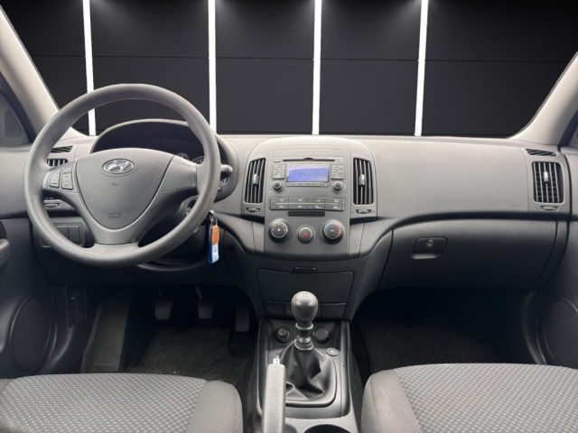 HYUNDAI i30 usata, con Bracciolo