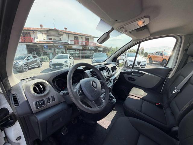 RENAULT Trafic usata 17