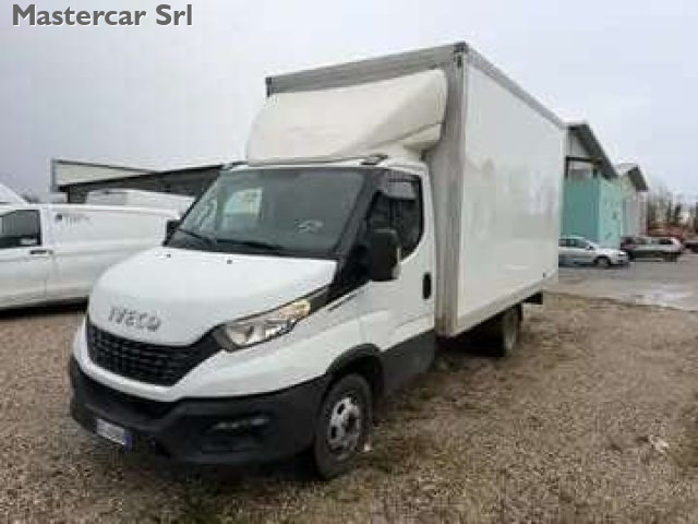 IVECO Daily usata, con Airbag