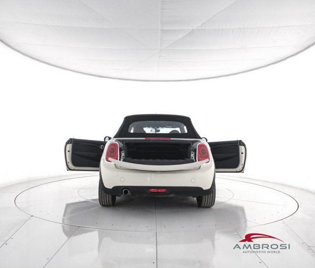 MINI Cabrio usata 6