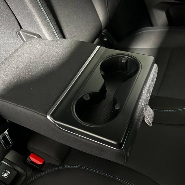LYNK & CO 01 usata, con Cronologia tagliandi