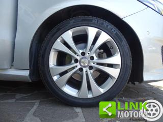 MERCEDES-BENZ B 180 usata, con Leve al volante