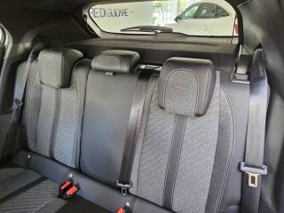 PEUGEOT 2008 usata, con Touch screen